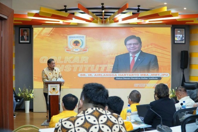 PEMIMPIN IDEAL: Menko Bidang Perekonomian RI yang juga Ketua Umum DPP Partai Golkar Airlangga Hartarto.