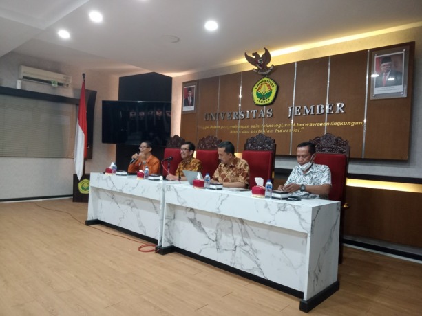 JUMPA PERS: Unej membentuk tim investigasi dari berbagai unsur untuk mendalami dugaan perpeloncoan dalam ospek FT Unej.