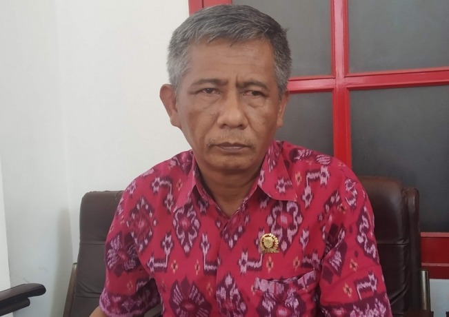 “Laporan itu salah sasaran, karena merasa tidak merasa memiliki apalagi menjual.”     Bambang Suwito  Anggota DPRD Bondowoso
