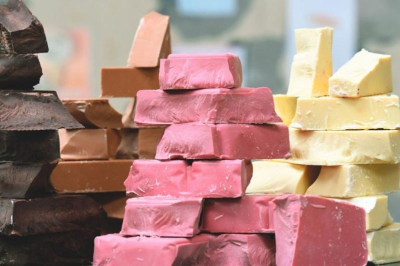 Caption Foto :  Varian cokelat ruby melengkapi tiga pendahulunya, dark, milk dan white