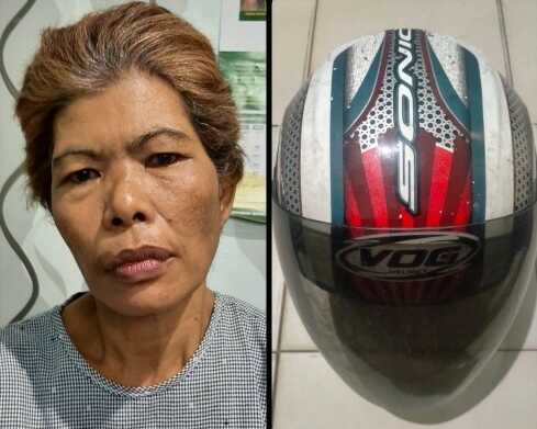 Caption: Masniah tak berkutik usai tepergok mencuri produk susu kemasan di ritel modern beberapa waktu lalu.