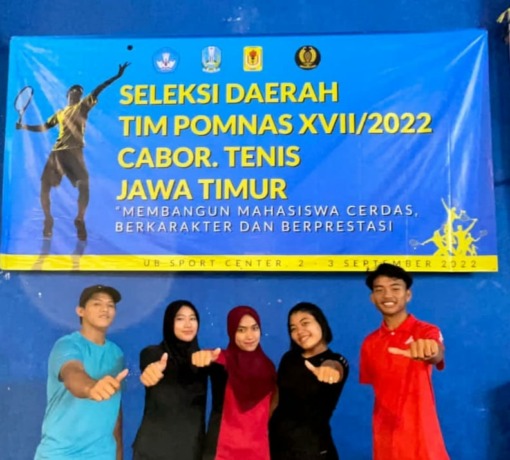 MODAL BERHARGA: Petenis muda Jember lolos dalam seleksi Pomnas 2022 di Kota Malang, beberapa hari lalu. Mereka akan mewakili Jatim di Pomnas 2022 di Padang, Sumatera Barat.