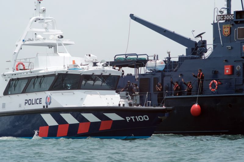 Caption Foto :  Pertemuan antara DJBC dan SPCG di Selat Singapura