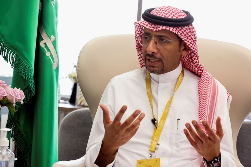 Caption Foto :  Foto Dokumen: Menteri Pertambangan dan Industri Arab Saudi, Bandar Al-Khorayef, berbicara kepada media di World Defense Show di Riyadh, Arab Saudi, 7 Maret 2022.