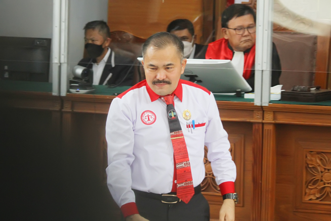 Kuasa Hukum Keluarga Brigadir Yosua Kamaruddin Simanjuntak saat hadir menjadi saksi di Pengadilan Jakarta Selatan, Selasa (25/10/2022). Saksi yang dihadirkan dalam sidang kali ini merupakan saksi dari pihak jaksa penuntut umum.