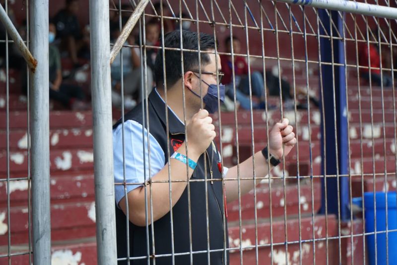 Caption :  Ketua Umum Persatuan Sepak Bola Kediri Kabupaten (Persedikab) sekaligus Bupati Kediri Hanindhito Himawan Pramana.