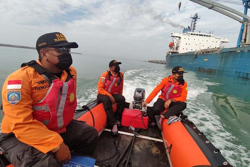 Ilustrasi - Basarnas Cilacap melakukan pencarian terhadap korban tenggelam akibat kecelakaan laut.