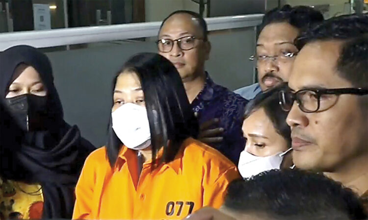 Caption:Putri Candrawathi mulai kemarin ditahan di Rutan Bareskrim Mabes Polri, Jakarta.