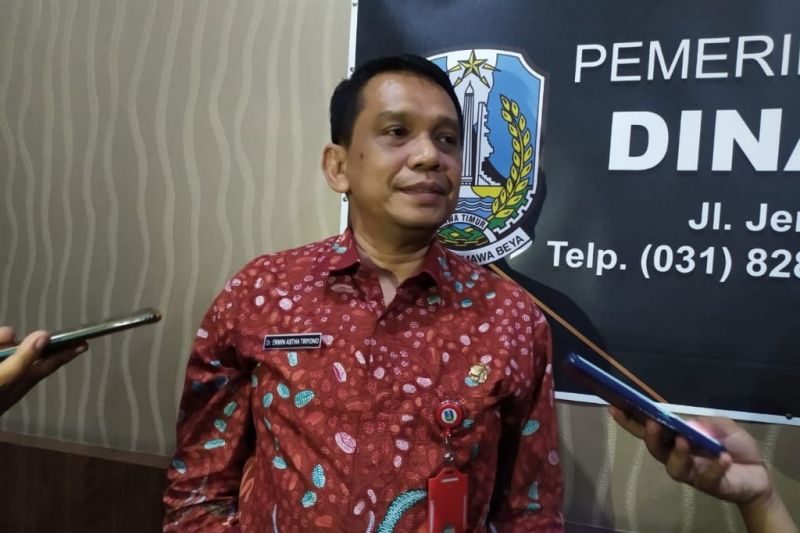 Kepala Dinas Kesehatan Jatim, dr Erwin Astha Triyono, Sp.PD.