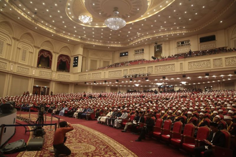 Persatuan Pelajar dan Mahasiswa Indonesia (PPMI) Mesir menyelenggarakan wisuda bagi tamatan program sarjana Universitas Al-Azhar Mesir.