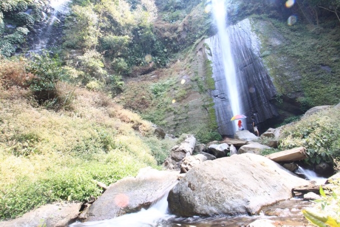WASPADA: Wisata air terjun tancak kembar, di Desa Andungsari, Kecamatan Pakem. Wisata air terjun, sementara ini tidak direkomendasi oleh Disparbudpora, karena memiliki potensi terjadinya bencana.