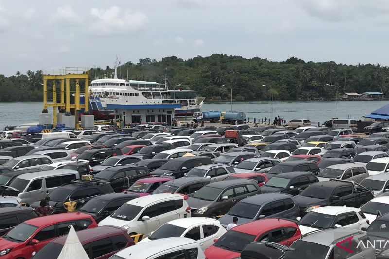 Pelabuhan Roro Telaga Punggur Kota Batam, Provinsi Kepri.