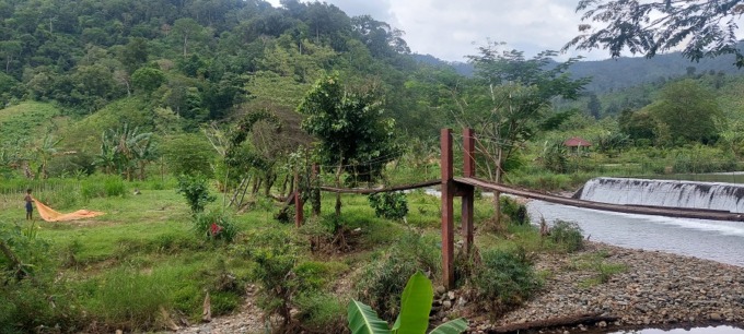 TAK TERSISA: Kondisi wisata Bendungan Dam Rejo (BDR), kemarin. Tempat ini sempat bersolek, namun lenyap dalam semalam setelah diterjang banjir bandang, Desember lalu.