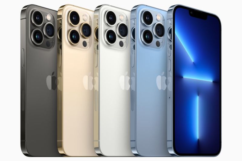 Ilustrasi Ponsel iPhone 13 Pro.