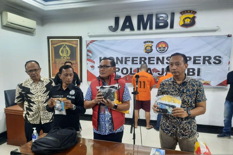 Konferensi pers Ditresnarkoba Polda Jambi.