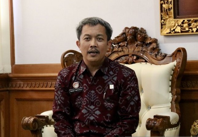 Kantor Wilayah Kementerian Hukum dan HAM Bali memastikan tak ada kampung khusus warga negara asing (WNA) di Bali.