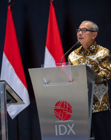 SAMPAIKAN PANDANGAN: Direktur Utama BRI Sunarso.