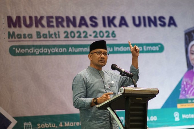 VISIONER:  Rektor UIN Sunan Ampel (UINSA) Surabaya, Prof Akh. Muzakki, MAg, Grad Dip SEA, MPhil, PhD.