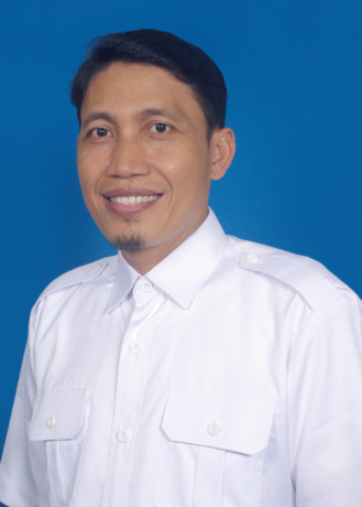 “Paling tidak, makanan camilan saat acara pemerintahan itu ada tapenya. Setiap tamu daerah juga wajib disuguhi tape, karena bisa menambah branding tape Bondowoso.”  ABDUL MAJID, Anggota komisi II DPRD Bondowoso