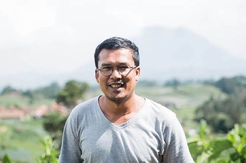 Caption foto :  Salahuddin Siregar yang akan rilis dokumenter “Pesantren”