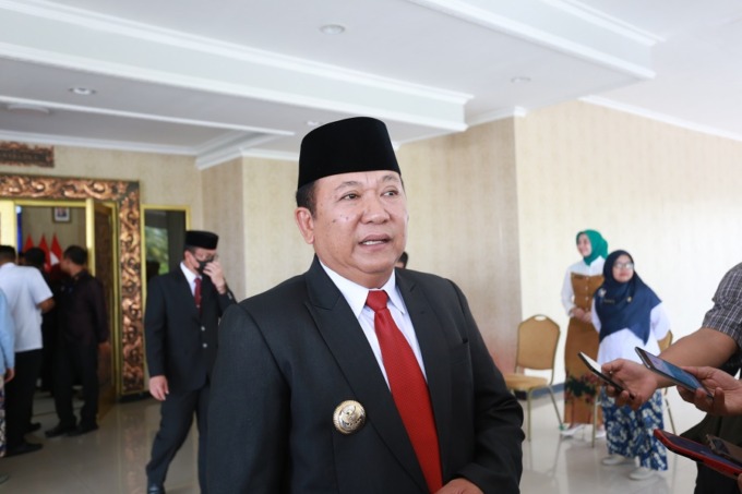 HARAPAN BAIK: Bupati Jember, Hendy Siswanto berharap pesta demokrasi 2024 berjalan kondusif.