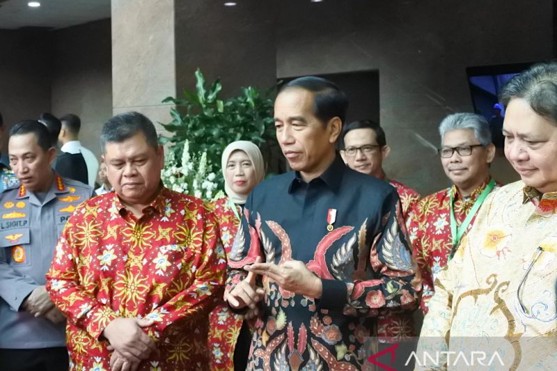 Presiden Joko Widodo memberikan keterangan setelah membuka Rakornas Pengawasan Intern Pemerintah Tahun 2023 di Jakata, Rabu (14/6/2023).