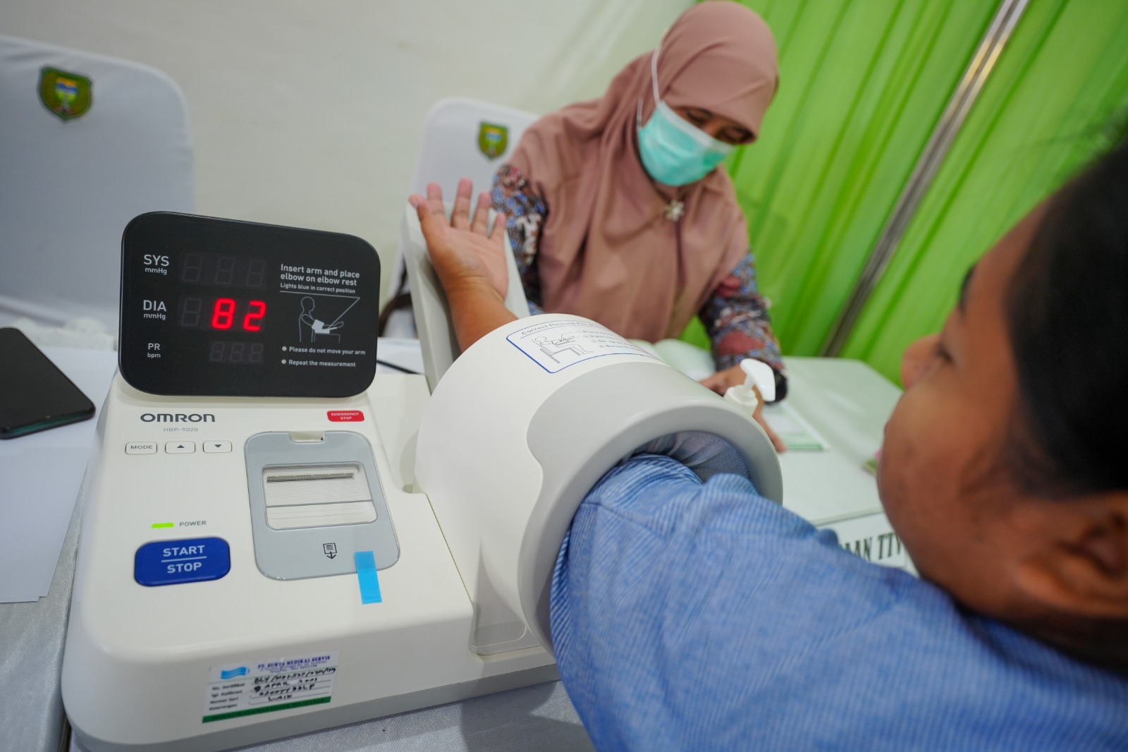 PENCEGAHAN: Pemkot Madiun melakukan pemeriksaan massal terhadap para ibu hamil dan anak stunting. (DISKOMINFO UNTUK RADAR MADIUN)