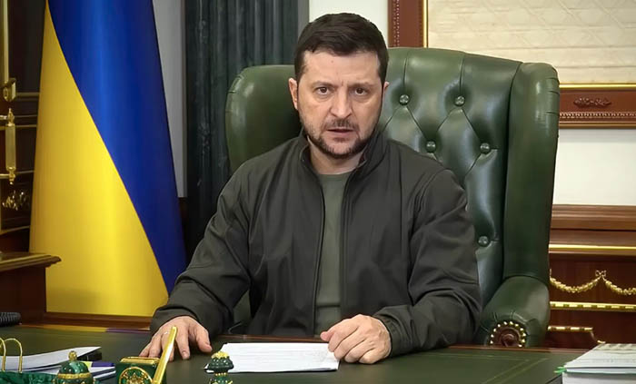 Presiden Volodymyr Zelensky mengungkapkan bahwa drone Ukraina berhasil menembus pertahanan Moskow pada Minggu (30/7). (Marca)