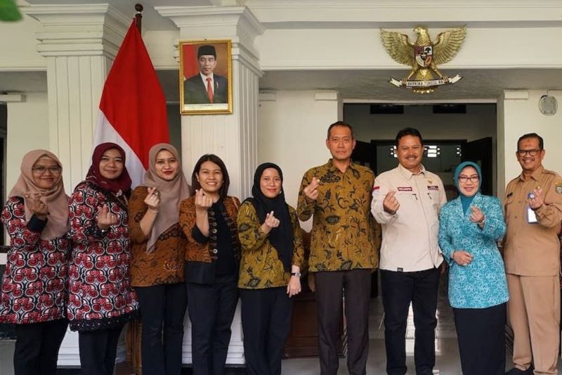 RAKOR: Wali Kota Madiun Maidi dan jajaran bersama perwakilan BKKBN, usai membahas rencana kunjungan Pemerintah Kenya. (ANTARA)