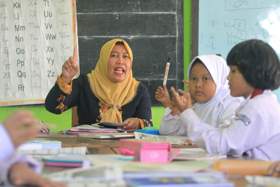 Ilustrasi Foto : Jumlah guru honorer di Ponorogo yang ikut mendaftar seleksi PPPK Gelombang I tahun ini terbilang sedikit.