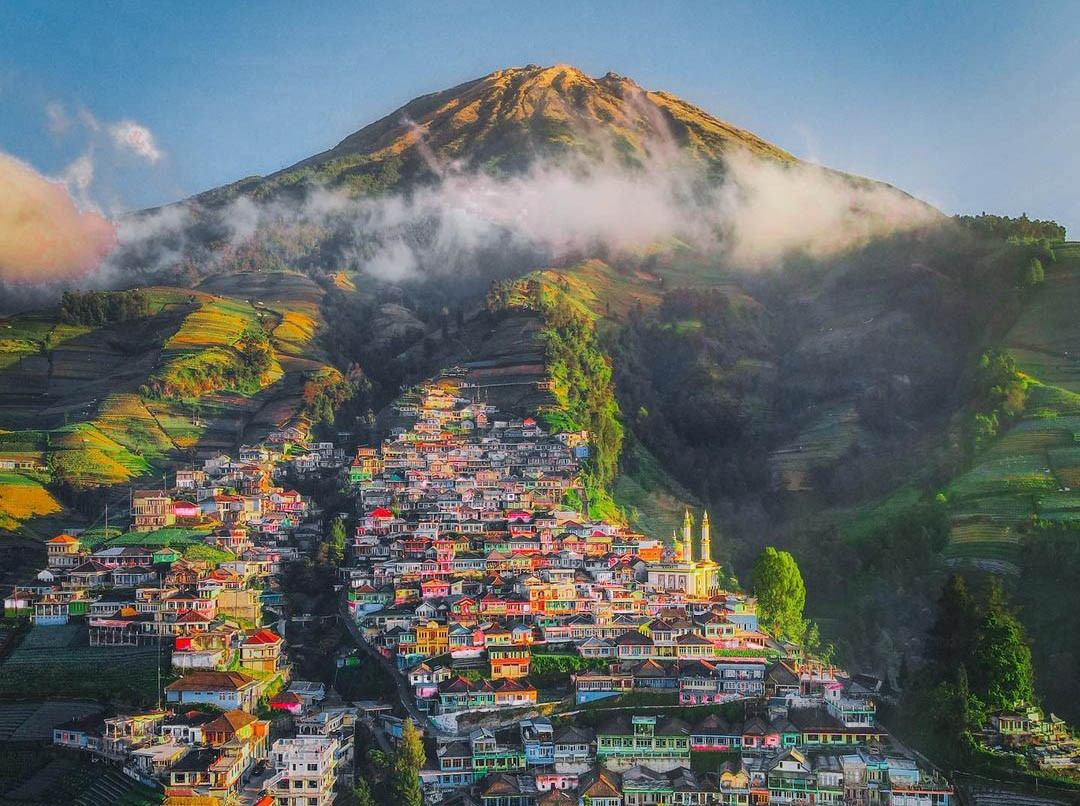 Nepal van Java menjadi salah satu objek wisata alam di Magelang yang jadi jujukan wisatawan. (Instagram)