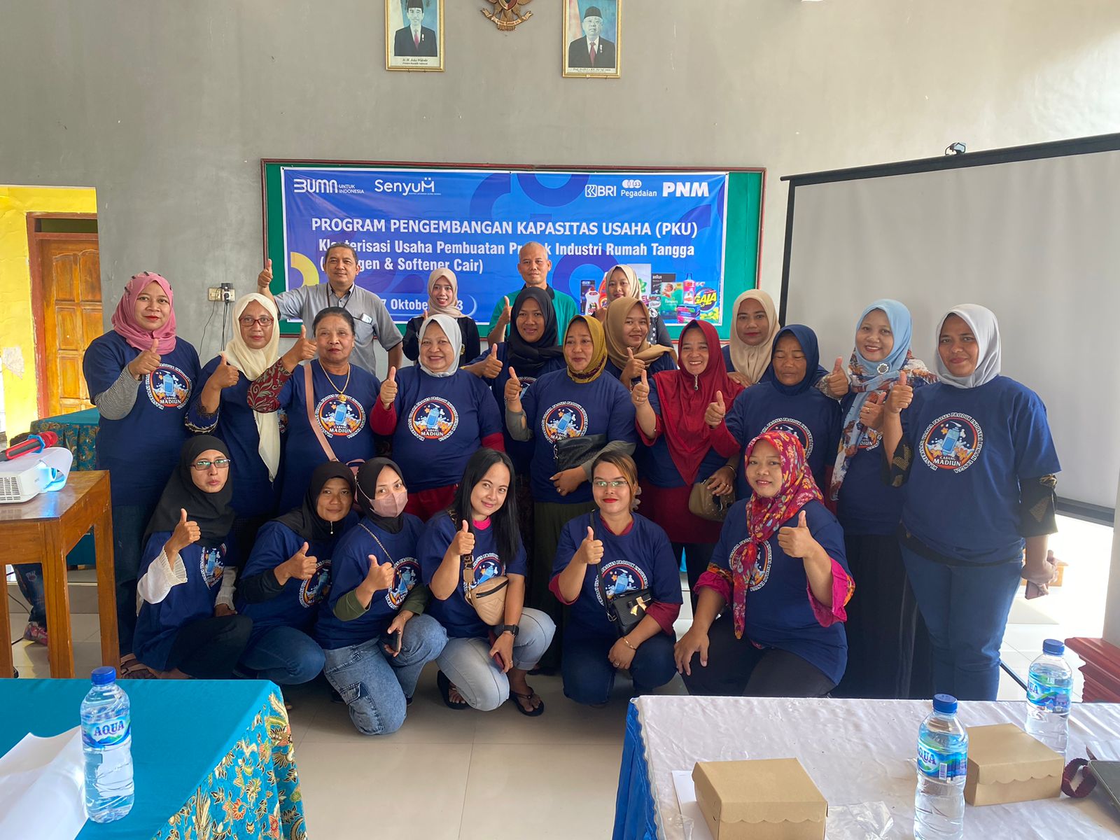 BERDAYA: PNM menggelar pelatihan klasterisasi usaha proses produk industri rumah tangga, Jumat (27/10). (PNM CABANG MADIUN)