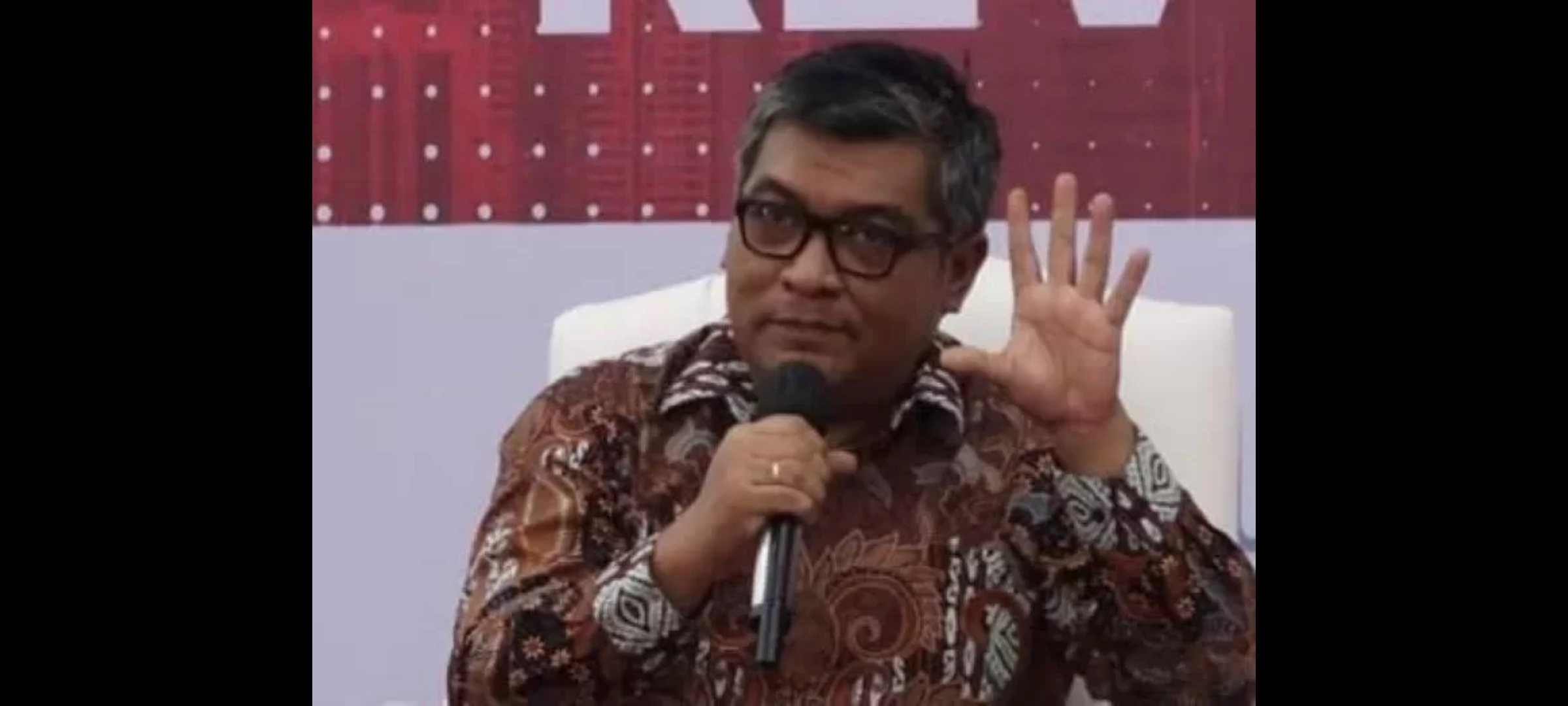 Pengamat politik Unair Airlangga Pribadi Kusman (JAWAPOS.COM)