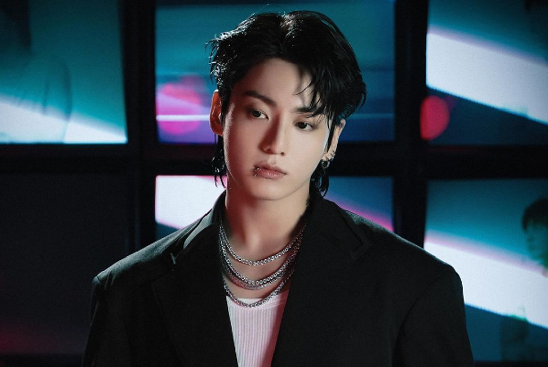 Jungkook memimpin daftar 10 besar lagu terlaris di Spotify lewat Seven. (Instagram)