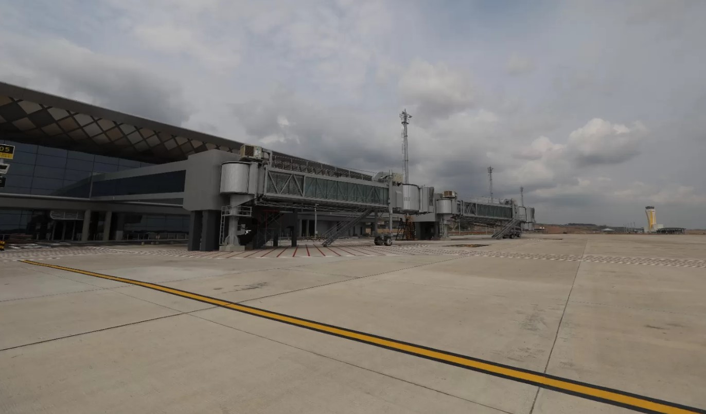 PROSES KALIBRASI: Bandara Dhoho, Kediri, dalam proses kalibrasi sebelum siap dioperasikan awal 2024. (RADAR KEDIRI)