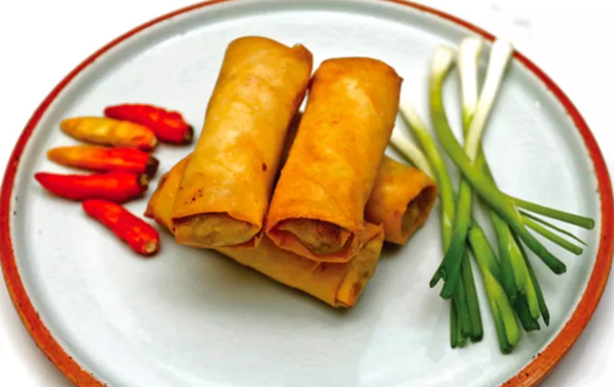 Ilustrasi lumpia Semarang (JAWAPOS.COM)