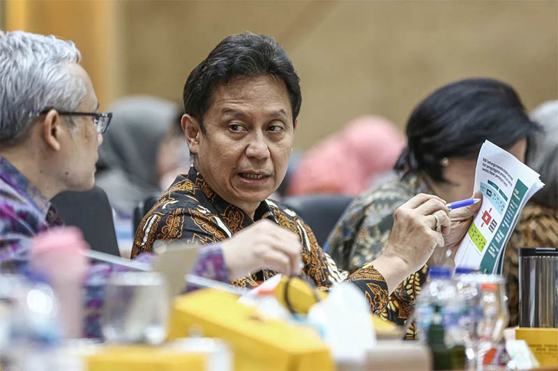 Menteri Kesehatan (Menkes) Budi Gunadi Sadikin saat menghadiri rapat kerja dengan Komisi IX DPR di Gedung Nusantara II Senayan, Jakarta, Rabu (30/8/2023). (Hendra Eka/ Jawa Pos)  