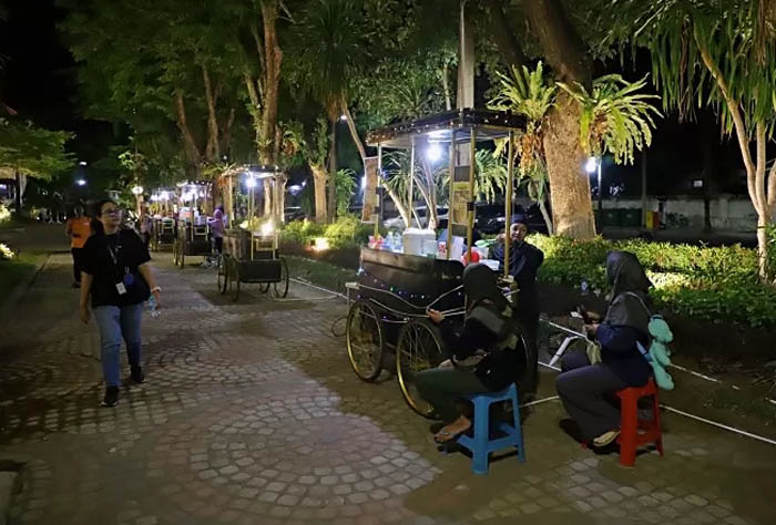 Pemkot Surabaya siaga di malam tahun baru. (Dimas Nur Apriyanto/JawaPos.com)