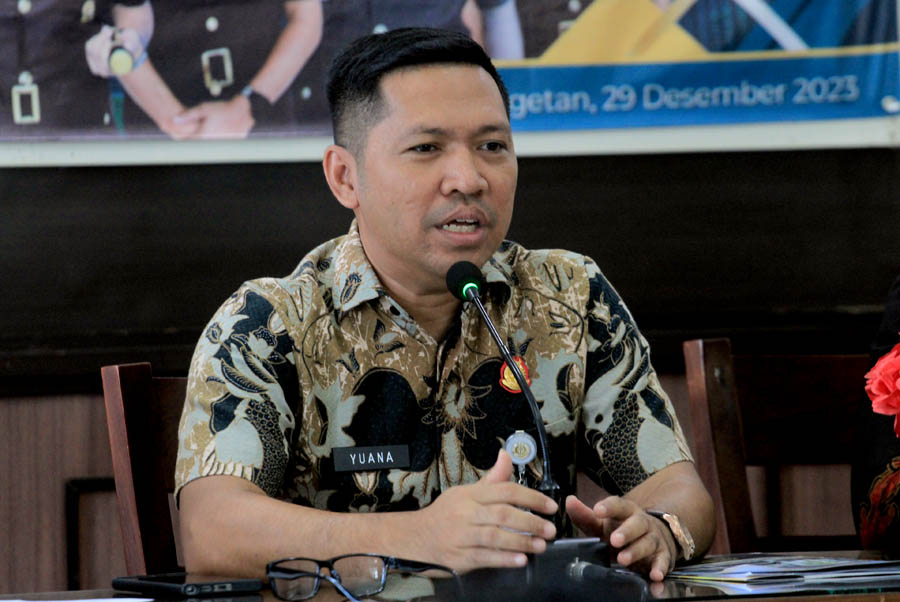 Yuana Nurshiyam, Kajari Magetan. (AJI PUTRA/ JAWA POS RADAR MAGETAN)