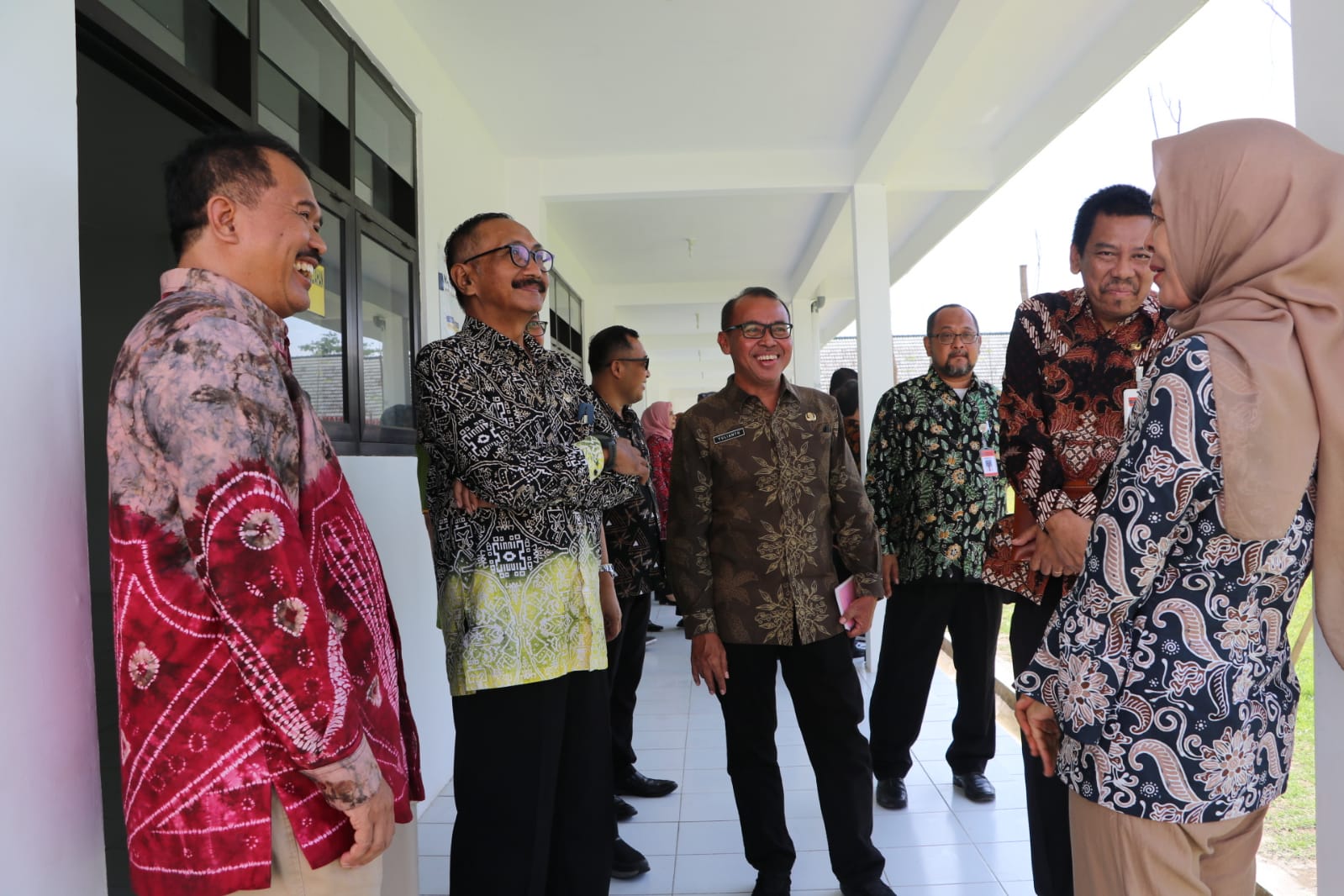 APRESIASI: Direktur Polije Saiful Anwar bersama rombongannya mengunjungi Kampus 5 Polije di Ngawi, Kamis (4/1). (BAPPEDA UNTUK RADAR NGAWI)