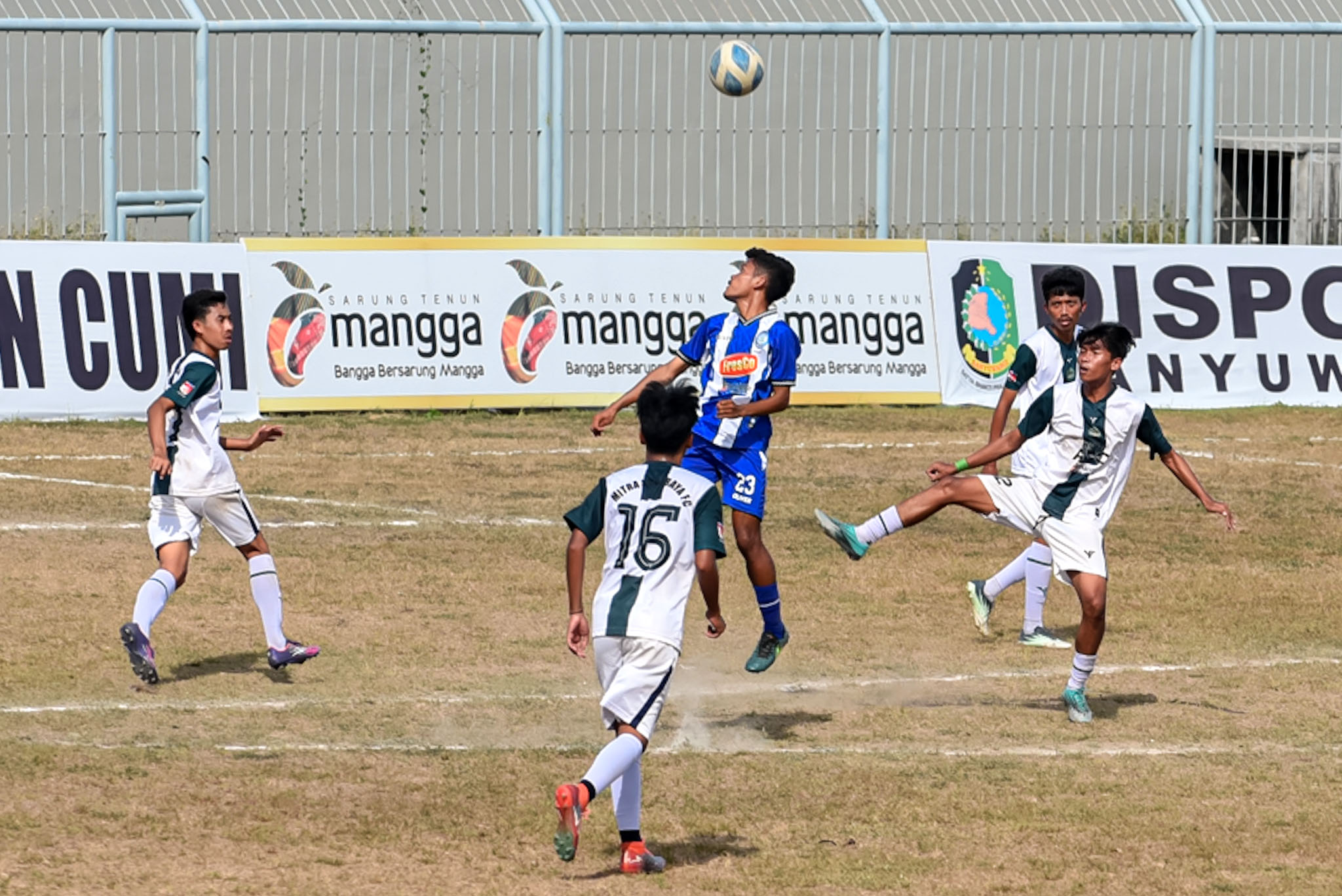 TAK BERARTI: Kendati menang telak, MPFC gagal lolos babak 16 besar Liga 3 Jatim. (Ramada Kusuma/Radar Banyuwangi)