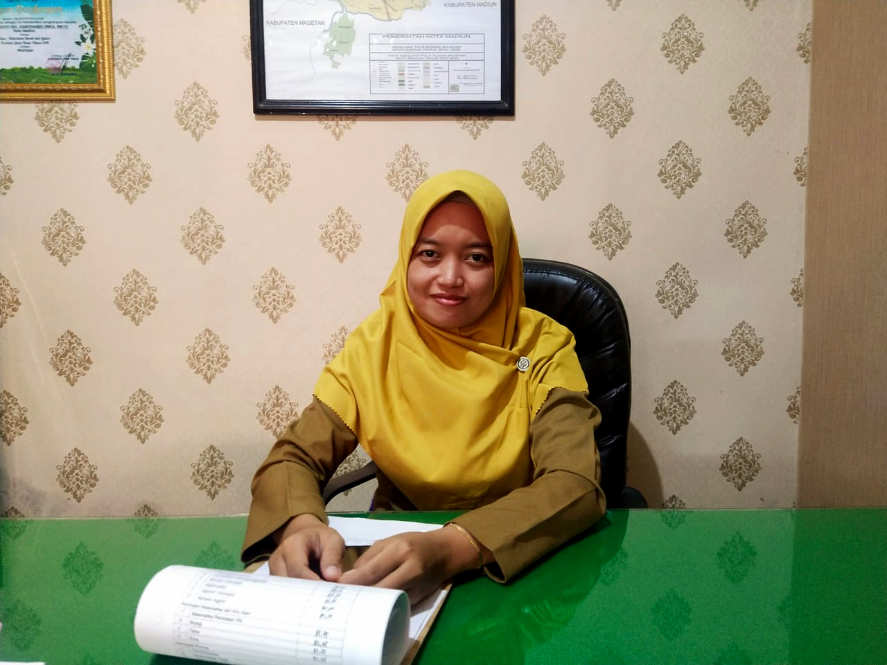 Lurah Rejomulyo Arina Wiyanika (DOKUMEN RADAR MADIUN)