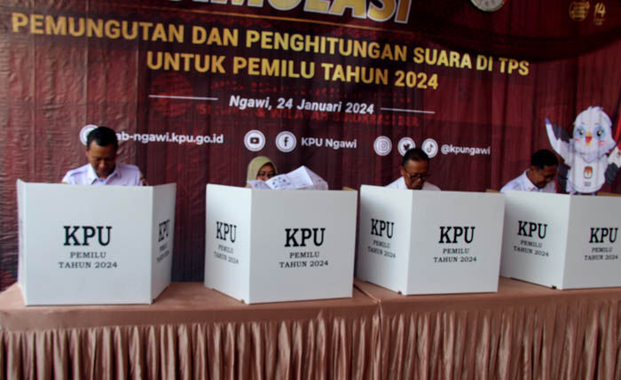 Ilustrasi Foto : Simulasi pemungutan suara Pemilu 2024 beberapa waktu lalu