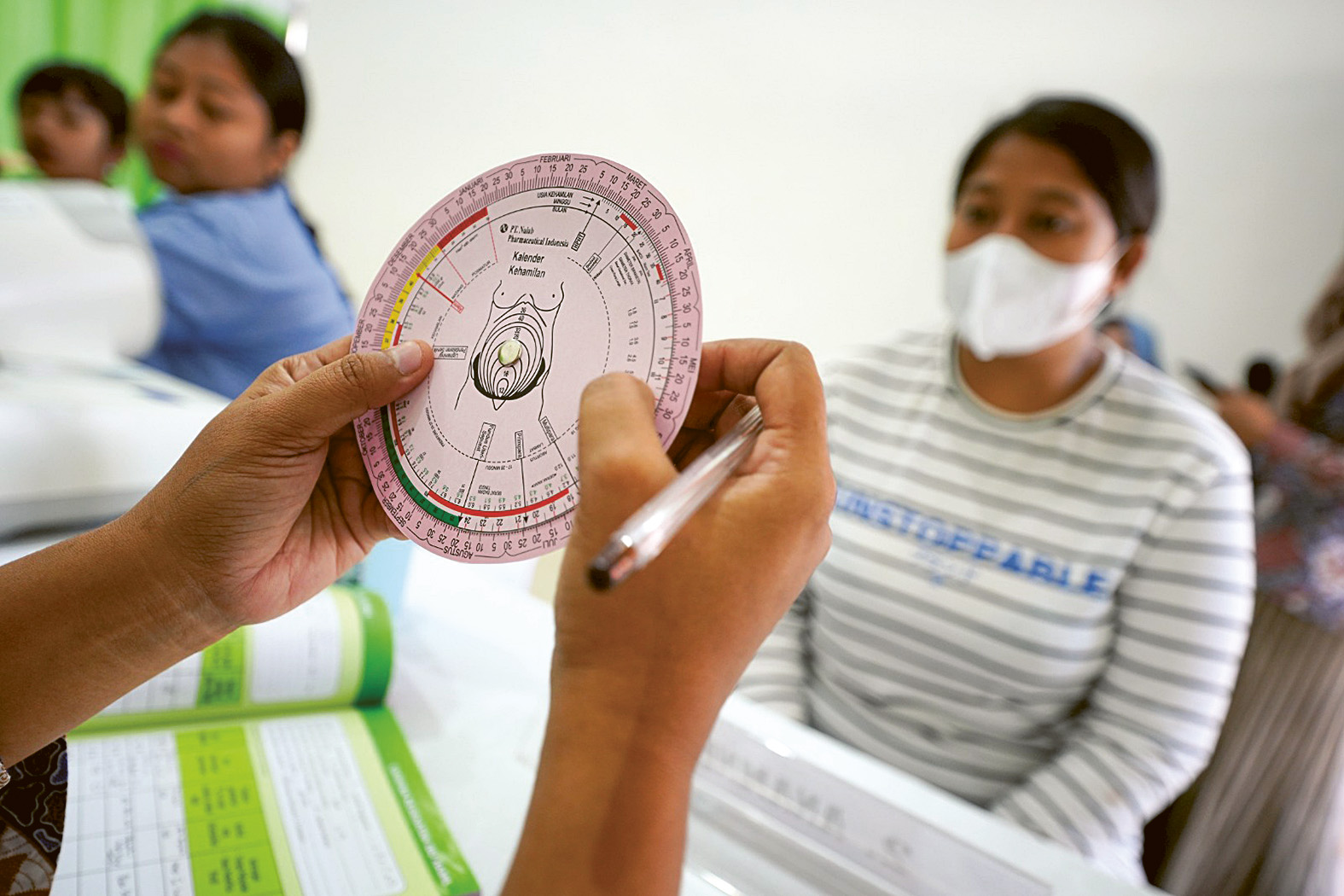 REFORMASI KESEHATAN: Pemkot Madiun menggulirkan sejumlah progam di bidang kesehatan pada tahun ini. (BAGAS BIMANTARA/RADAR MADIUN)