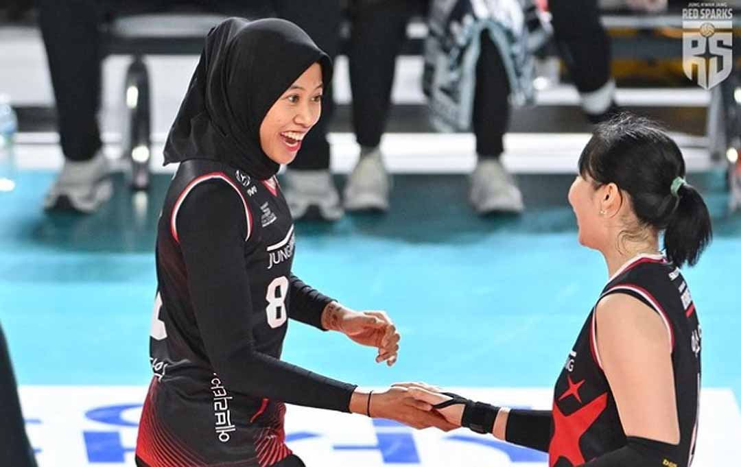 Megawati saat bertanding melawan Expressway kemarin.