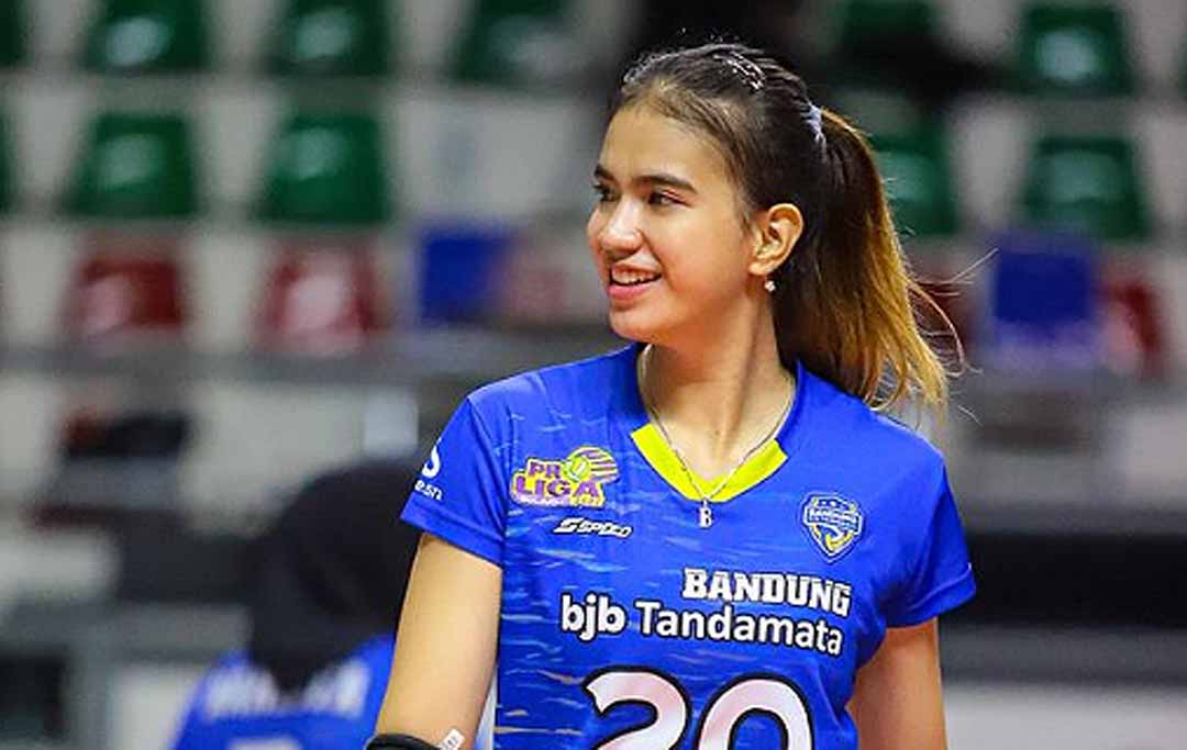 Shella Bernadetha, satu dari tiga pemain lama yang masih dipertahankan Bandung bjb Tandamata. (INSTAGRAM)