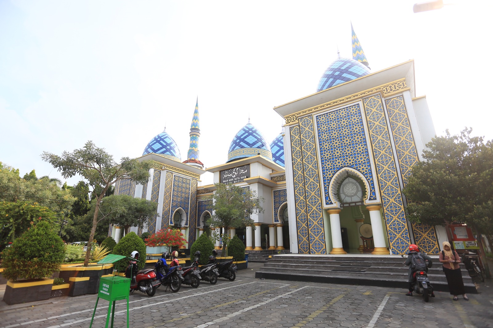 TEMPAT IBADAH: Penggunaan pengeras suara masjid saat Ramadan diatur dalam SE Menteri Agama. (ILUSTRASI FOTO: BAGAS BIMANTARA/RADAR MADIUN)