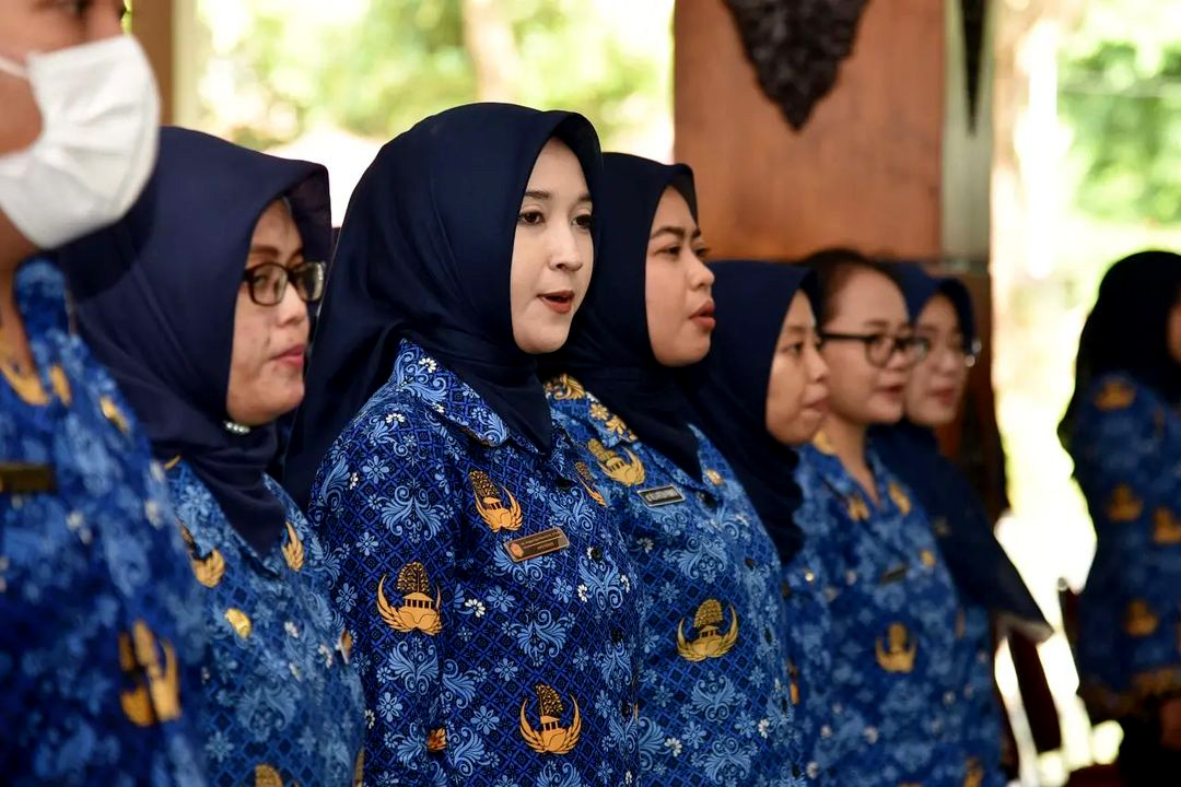ILUSTRASI: ASN di pemerintah daerah.&nbsp;(NUR CAHYONO/RADAR PACITAN)