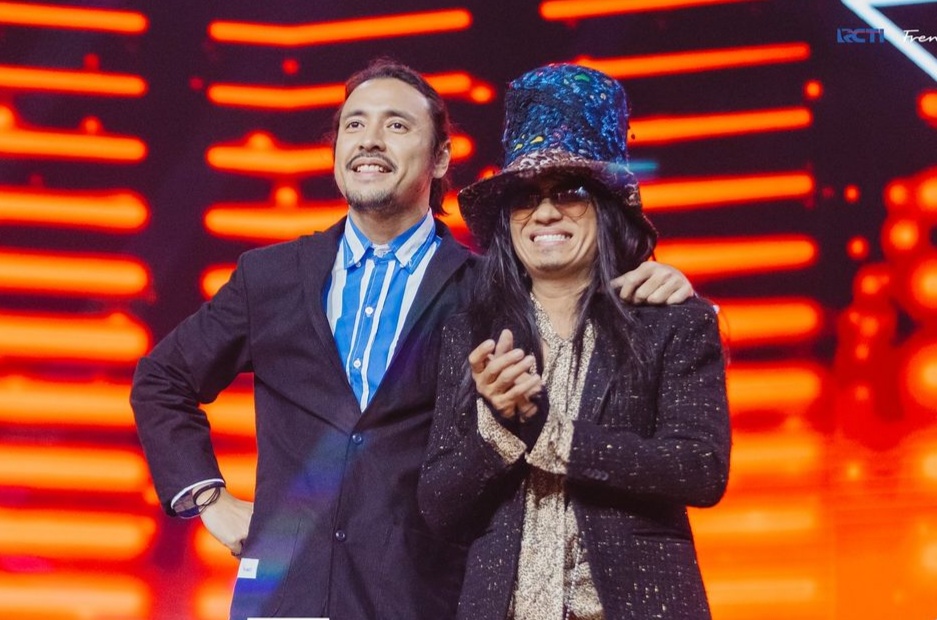 Tigor Sihombing bersama Ello mentornya.
