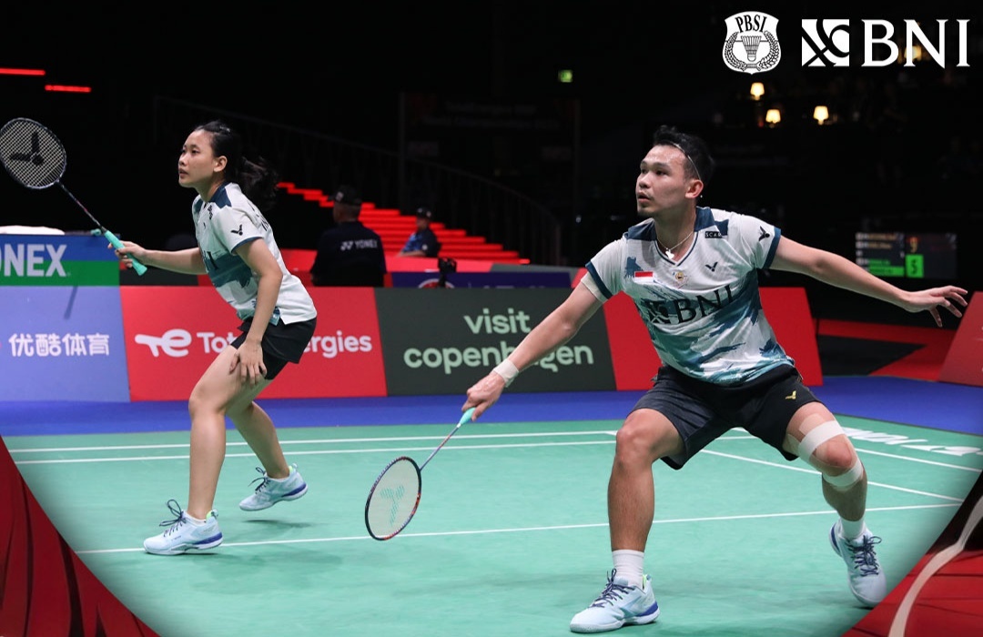 Rinov/Pitha raih gelar juara ganda campuran.